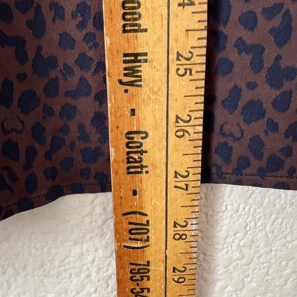 Chico's Size 14 Women Brown Cheetah Print Button Up Shirt Office Career Work - Picture 5 of 7